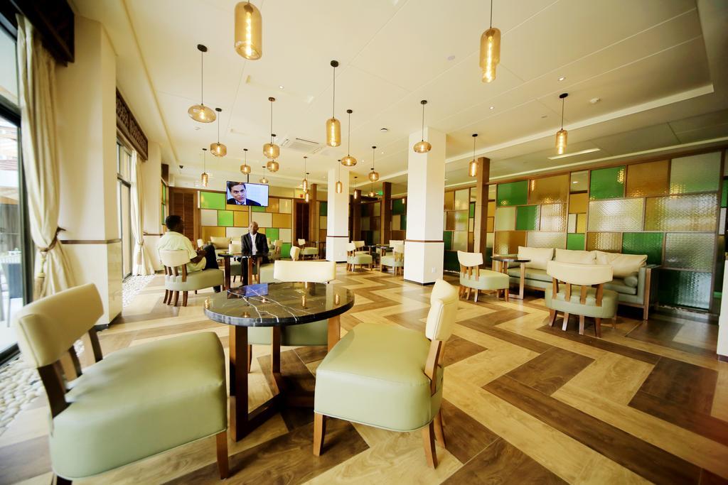 Hotel Africana Kampala Exterior photo