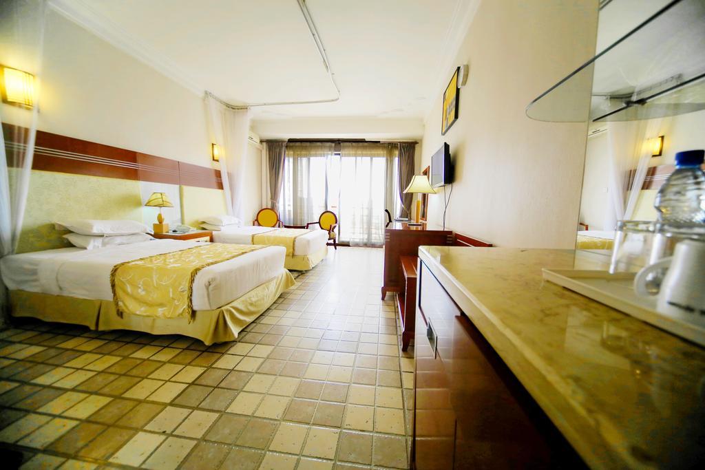 Hotel Africana Kampala Exterior photo