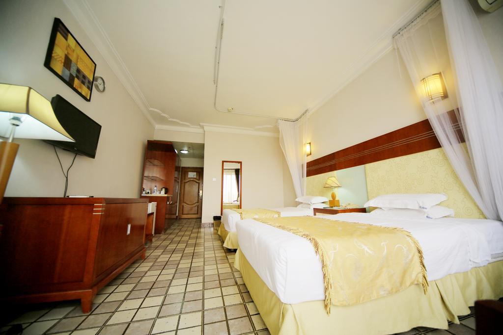 Hotel Africana Kampala Exterior photo