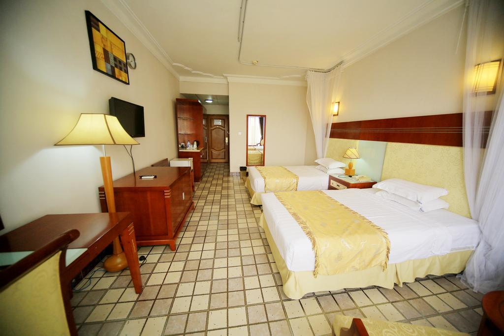 Hotel Africana Kampala Exterior photo