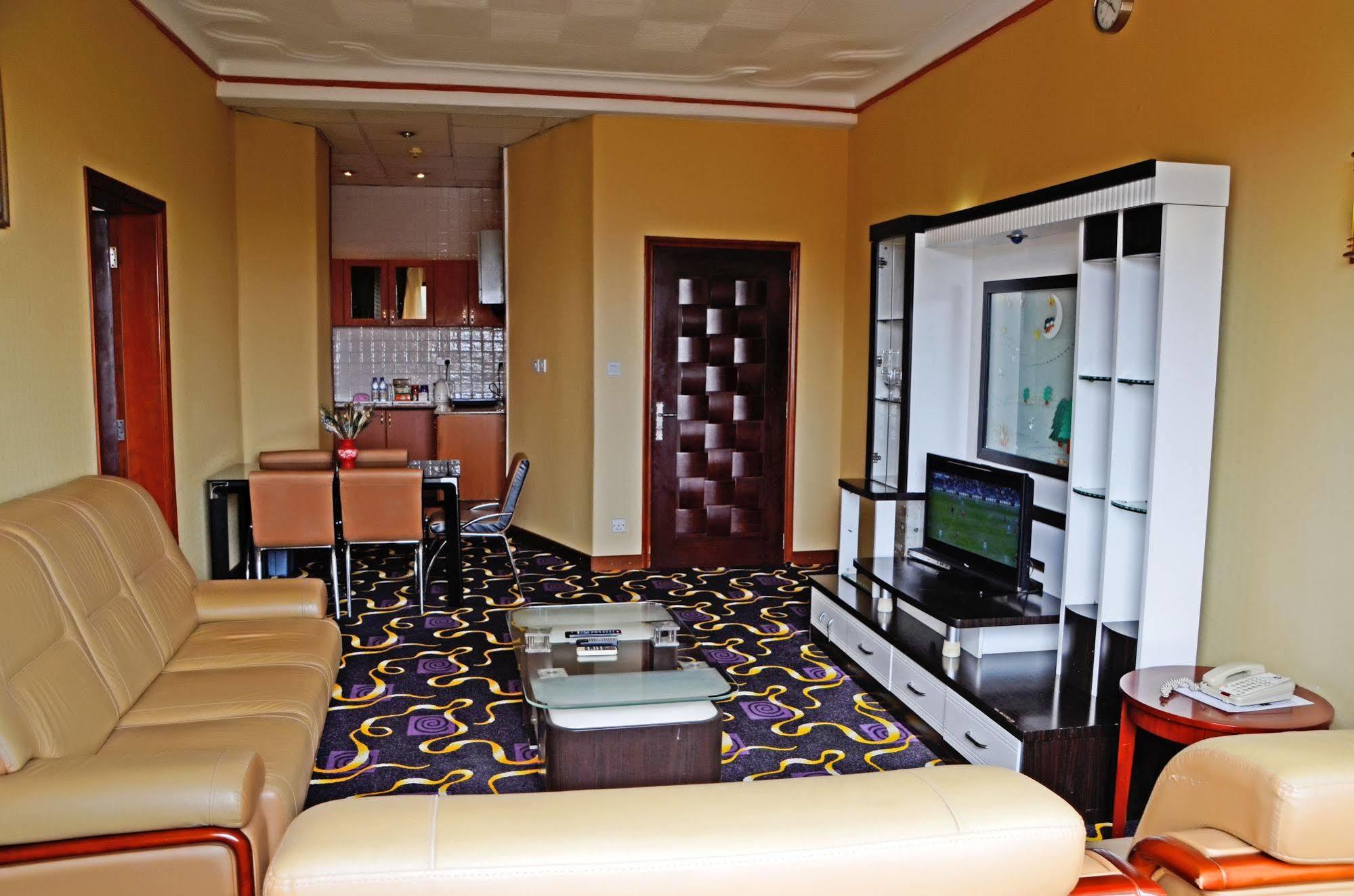 Hotel Africana Kampala Exterior photo
